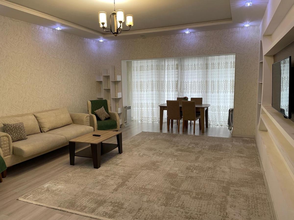 דירות באקו Park Azure Luxury מראה חיצוני תמונה